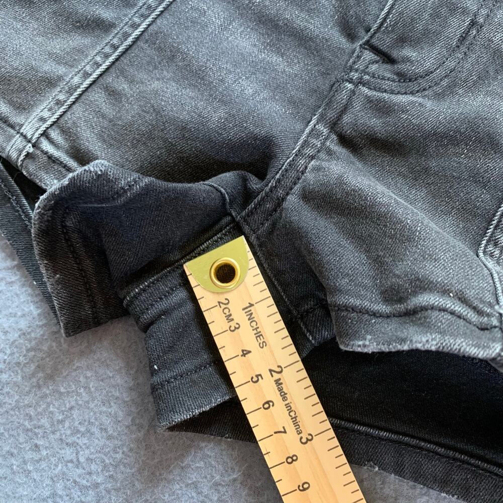 NWT American Eagle Super High Rise Shortie Shorts Size 6 Black Stretch Denim 28W - Picture 7 of 7